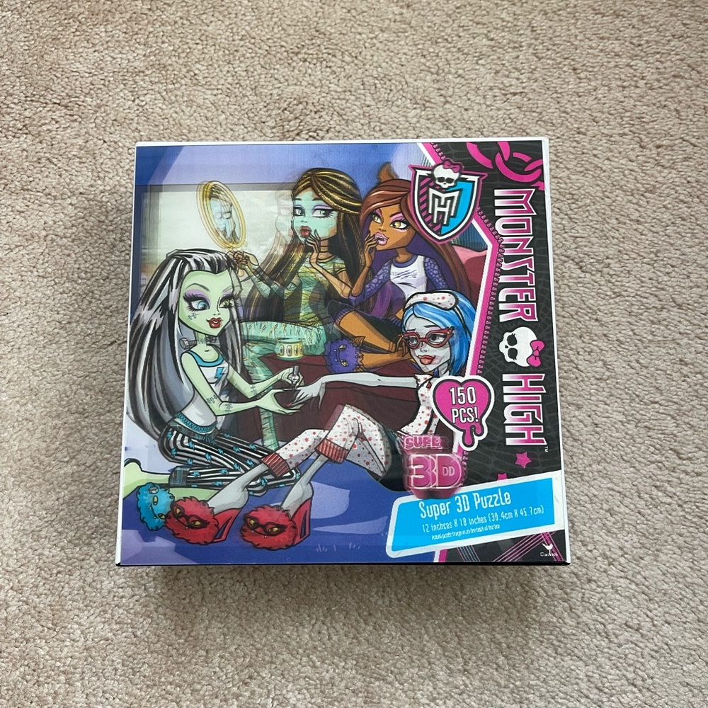 Monster High Super 3-D Puzzle Slumber Party New Sealed 150 Pieces